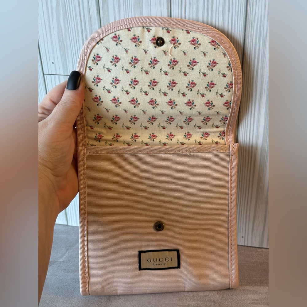 Gucci Beauty Blush Cosmetic Case